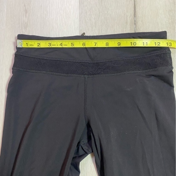 Lululemon Inspire Crop II Black With Lace Mesh Accents, Size 4 - Picture 9 of 9